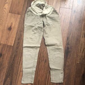 Pea in the pod pants